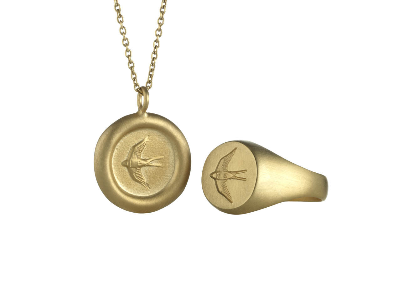 Home Ring and Pendant Set in Matte Gold Effra