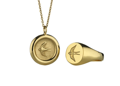 Home Ring and Pendant Set in Polished Gold